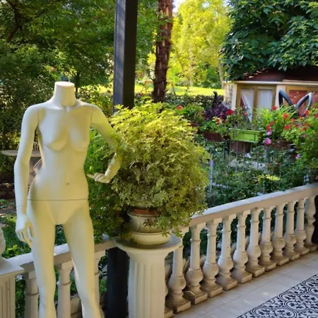 Pensión Wagon-lit Bolonia